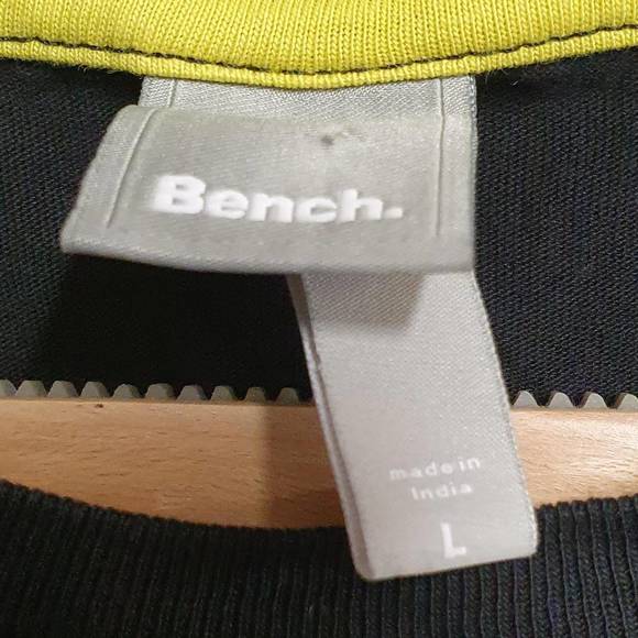 Mens Bench Black Logo T-Shirt UK Large - Picture 4 of 4
